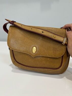 Cartier Must de Cartier Vintage Leather Crossbody Bag Camel Burgundy Trim Gold